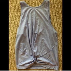 Athlete Twist Front Crop Tank